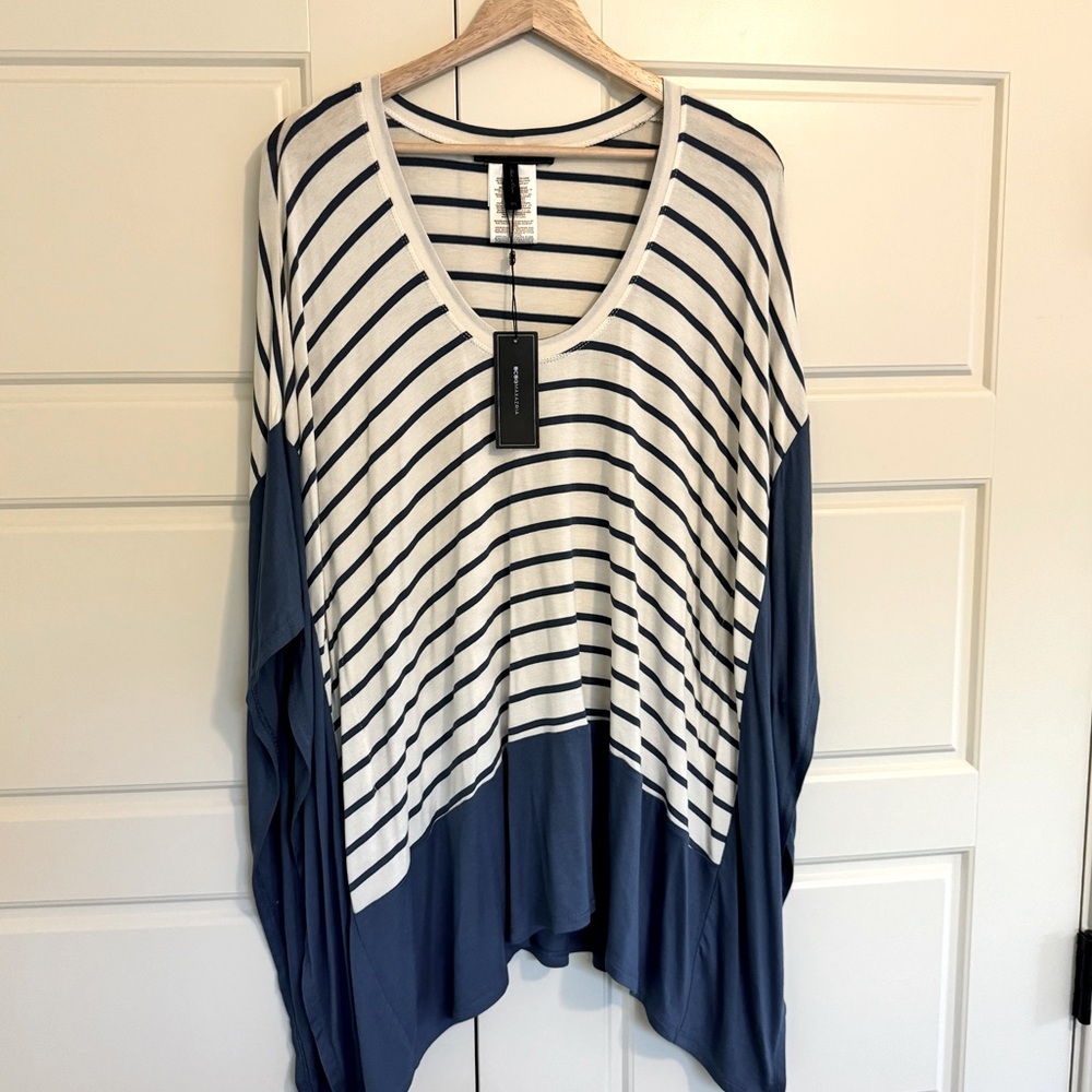 BCBG bcbgmaxazria blue & white striped  •Lucilla top•  size M/ L